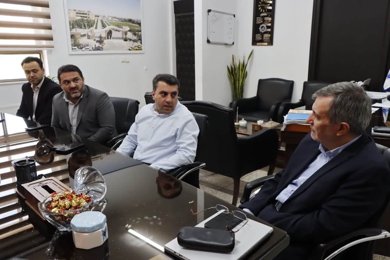 کاهش وابستگی به شهریه در دانشگاه‌ آزاد اسلامی استان خراسان‌رضوی