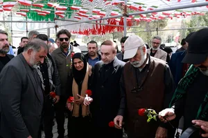 گردهمایی هنرمندان بسیجی به مناسبت هفته هنر و قدردانی از رزمندگان اسلام