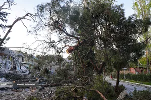 حمله اسرائیل به سفارت سابق آمریکا در تهران و تخریب ساختمان محل اقامت و دفتر کار ویلیام سالیوان آخرین سفیر ایالات متحده آمریکا در ایران