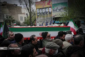 تشییع پیکر ام البنین تهران مادر شهیدان افراسیابی با حضور گسترده مردم انقلابی و شهیدپرور خیابان نبرد- پیروزی