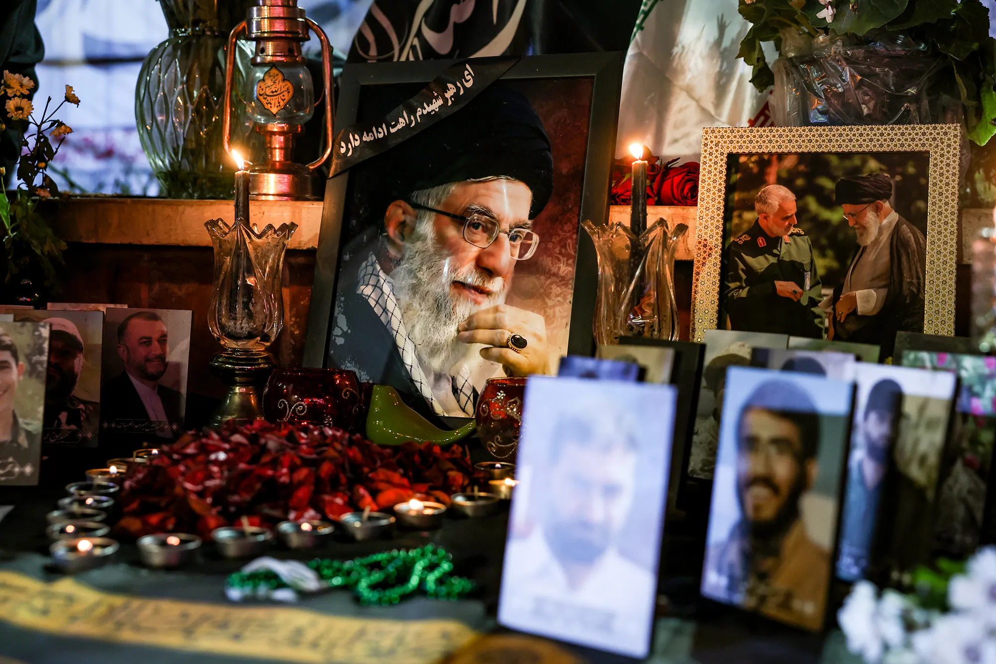 اجتماع مردمی در حمایت از رزمندگان اسلام اجتماع مردمی در حمایت از رزمندگان اسلام