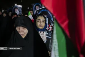 دومین شب عزاداری در سوگ رهبر شهید انقلاب - خیابان نبرد