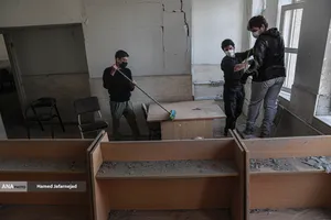 حمله هوایی آمریکایی و صهیونی به داﻧﺸﮕﺎه علم و صنعت ایران