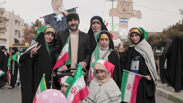 حضور تاریخی مردم استان خراسان‌جنوبی در یوم‌الله ۲۲ بهمن + فیلم