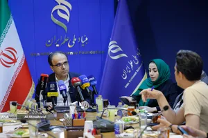 محمدرضا هرمزی&zwnj;نژاد رئیس بنیاد ملی علم ایران در نشست خبری برنامه ملی جهش
