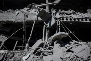 حمله هوایی آمریکایی - صهیونی به داﻧﺸﮕﺎه صنعتی شریف
