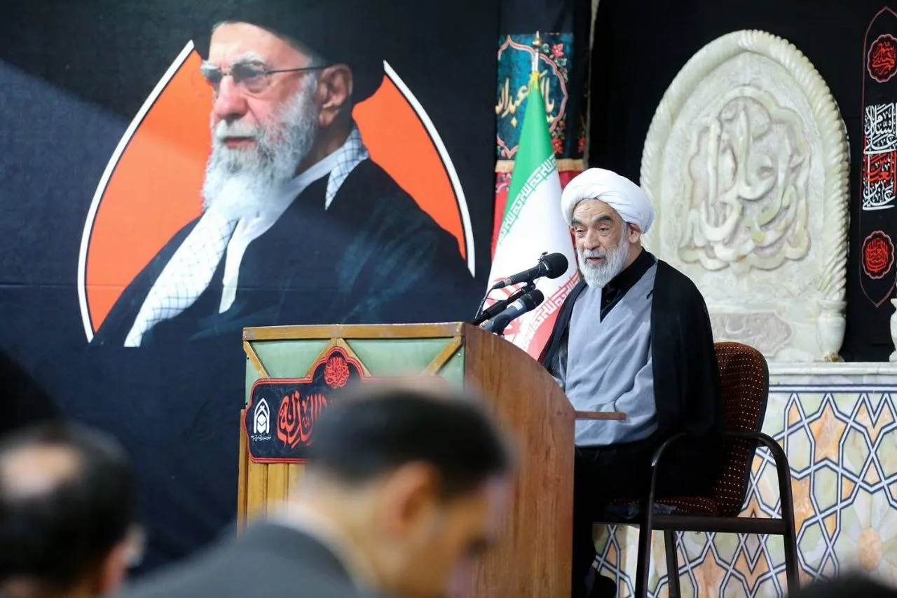 قمی