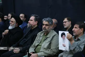 مراسم یادبود شهدای خانواده امام شهید و رهبر معظم انقلاب اسلامی