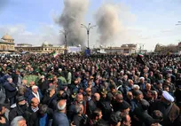 حماسه باشکوه همدانی‌ها زیر بمباران دشمن آمریکایی ـ صهیونی با شعارهای «انتقام انتقام»/ پیکر مطهر شهدا به منزل ابدی بدرقه شد + فیلم