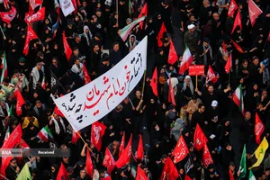 تشییع پیکر مطهر آقای شهید ایران و خانواده ایشان در مشهد