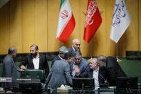 نیکزاد: مجلس یکشنبه تعطیل نیست