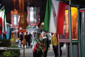 اجرای موسیقی آذری در میدان هفت تیر تهران