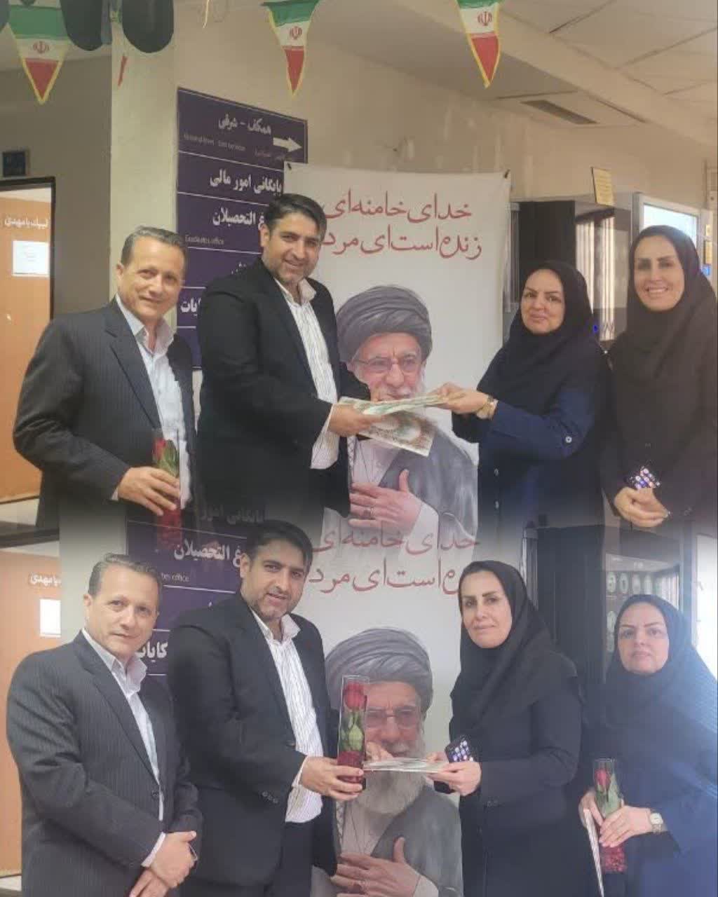 تقدیر از معاون علوم پزشکی استان فارس به مناسبت روز استاد تقدیر از معاون علوم پزشکی استان فارس به مناسبت روز استاد