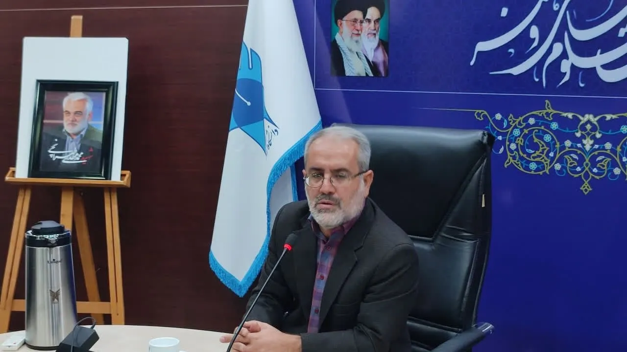 علوم انسانی و هنر