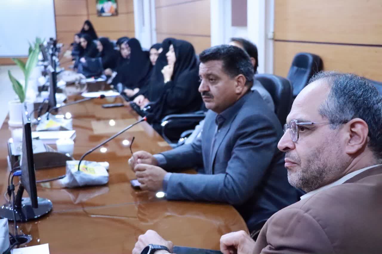 استادان موتور محرکه تحول و تعالی در حوزههای آموزش، تربیت و فناوری هستند استادان موتور محرکه تحول و تعالی در حوزههای آموزش، تربیت و فناوری هستند