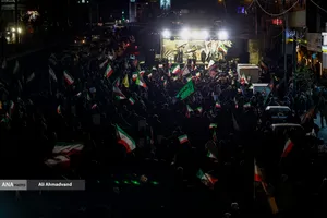 مراسم عزاداری در سوگ رهبر شهید انقلاب - میدان هفت تیر
