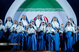 موج نود و دوم حماسه حضور مردم - میدان انقلاب