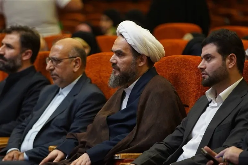 برگزاری همایش تکریم خانواده رهبر شهید انقلاب در بغداد