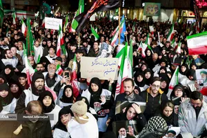  اجتماع مردمی در خونخواهی امام شهید امت - خیابان پیروزی چهارراه کوکاکولا