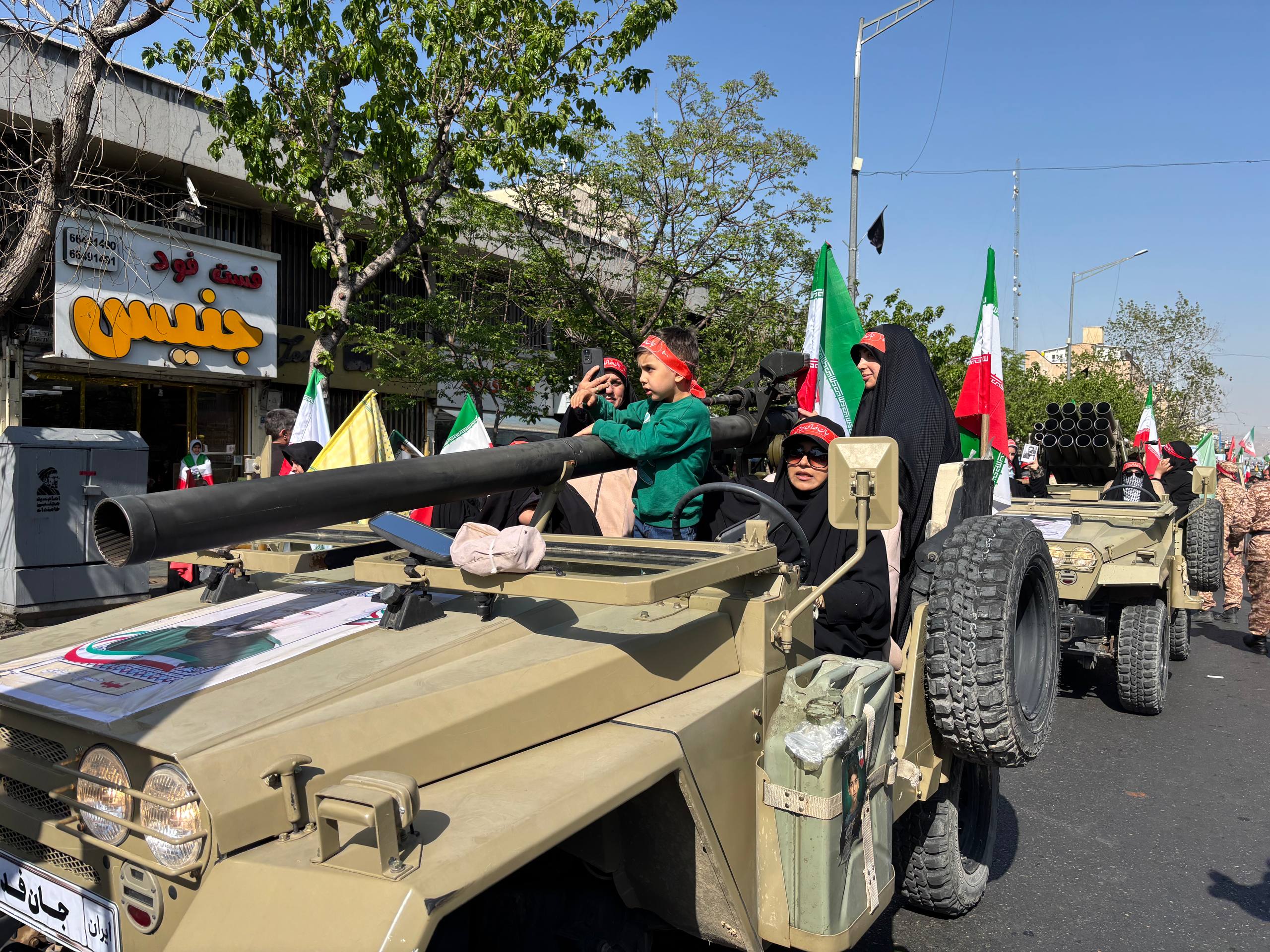 اجتماع غیرتمندان ولایی پایتخت در رزمایش «دختران جان فدای ایران»