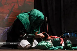 سفره نذری حضرت رقیه(س) در میدان امام حسین(ع)