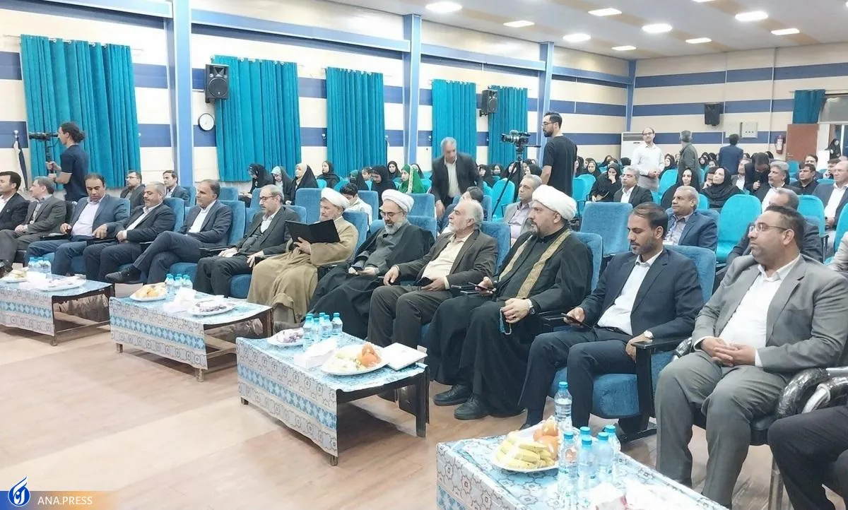 تجلیل از برگزیدگان جشنواره‌های «شعر سرو» و «سروقامتان»