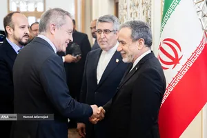 دیدار سید عباس عراقچی وزیر امور خارجه با سفرا و روسای نمایندگی&zwnj;های خارجی و بین&zwnj; المللی