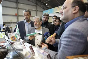 دکتر بیژن رنجبر رییس دانشگاه آزاد اسلامی در مراسم افتتاحیه سومین دوره نمایشگاه فناوری و نوآوری فن نما 1404