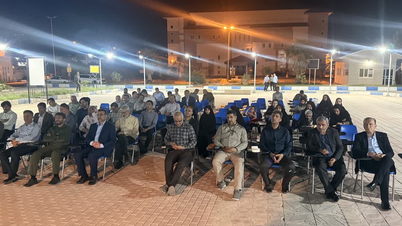 نقش استادان در جهاد تبیین اجتناب‌ناپذیر و موثر است