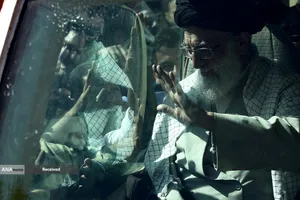  مجاهد خستگی&zwnj;ناپذیر - رهبر شهید امام خامنه&zwnj;ای 