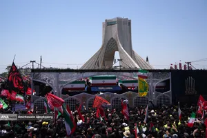 تشییع پیکر مطهر آقای شهید ایران و خانواده ایشان