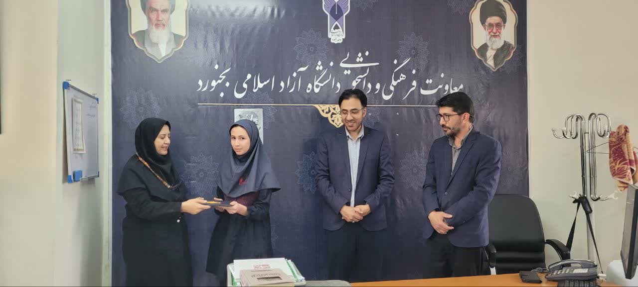 بزرگداشت فردوسی؛ یادآور عظمت زبان فاخر فارسی و هویت ایرانی