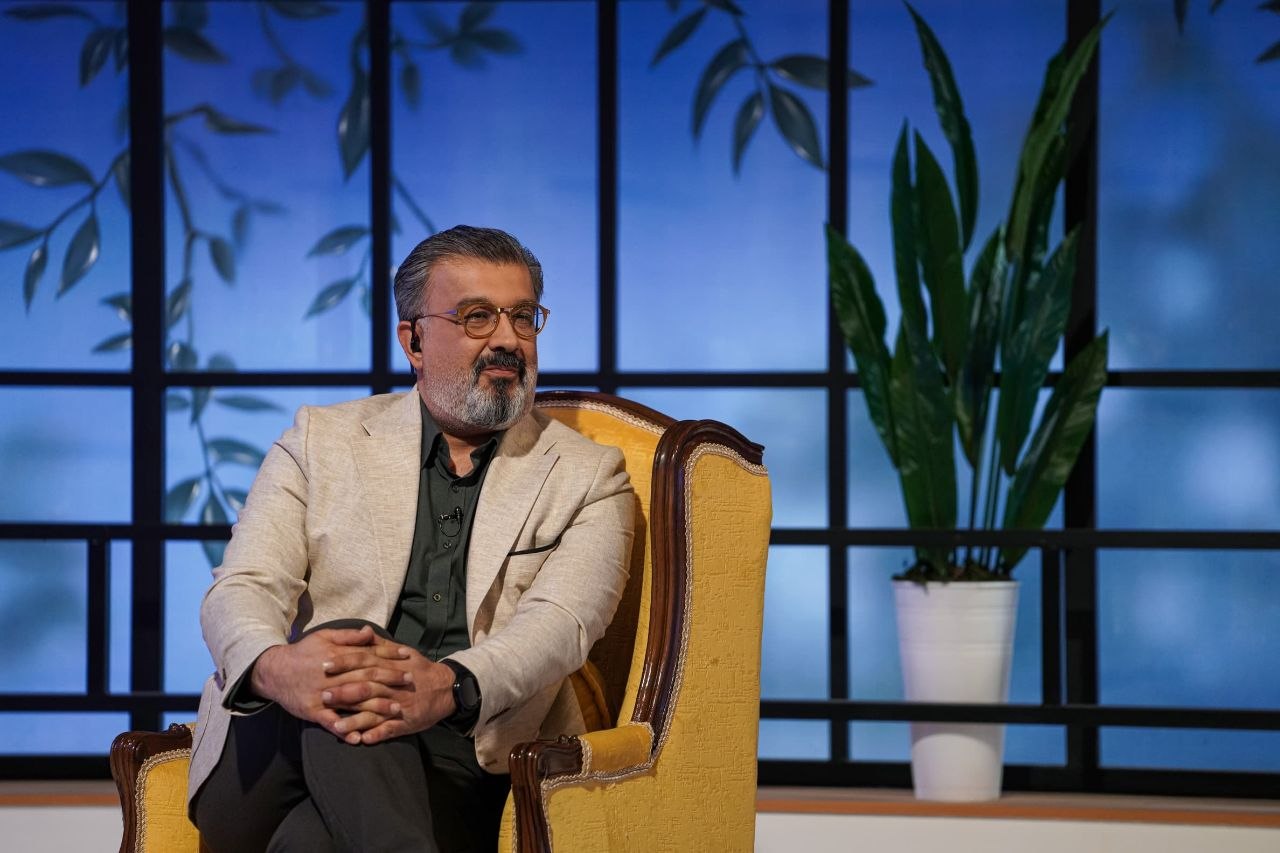 با «امشب» شکل جدیدی از اجرای تلویزیونی را تجربه کردم/ ما مجله تلویزیونی نیستیم