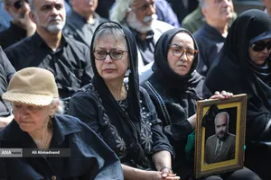 تشییع پیکر زنده&zwnj;یاد &laquo;اکبر عبدی&raquo;