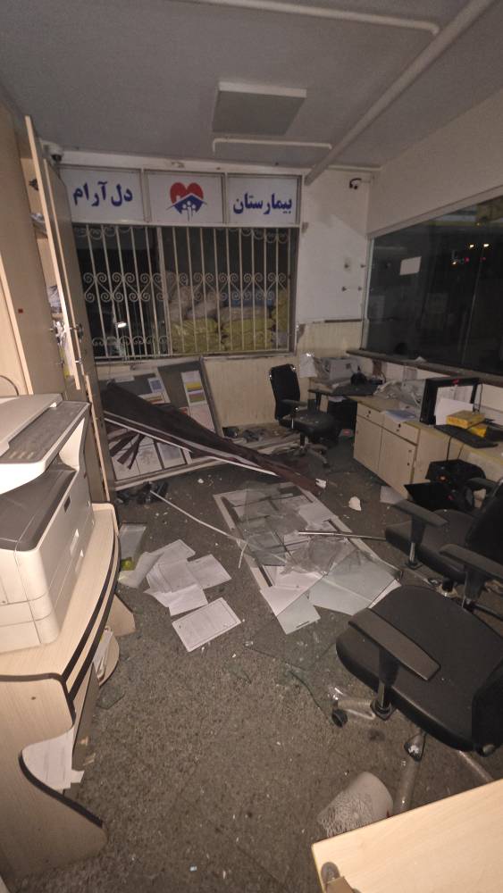 باز هم یک بیمارستان هدف قرار گرفت؛ خسارت گسترده به مرکز روانپزشکی دل‌آرام سینا در تهران