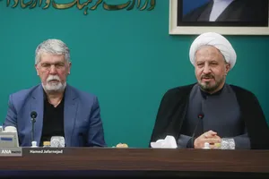 جلسه شورای فرهنگ و هنر روستا و عشایر با حضور سیدعباس صالحی وزیر فرهنگ و ارشاد اسلامی و حجت&zwnj;الاسلام علی ملانوری،رئیس ستاد هماهنگی کانون های فرهنگی هنری مساجد کشور