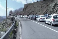 ترافیک سنگین در محورهای شمالی کشور/ انسداد مسیر شمال به جنوب چالوس و آزادراه تهران-شمال
