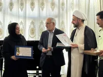 اهدای مدرک دانش‌آموختگی به خانواده دانشجوی شهید «عزیز سیفی آوارسین»