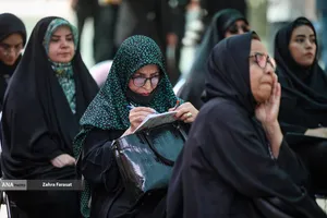  تشییع پیکر سیمین&zwnj;دخت وحیدی