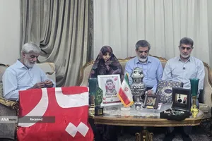 دیدار خادمیاران و یاوران رضوی با خانواده شهید محسن شاه نظری