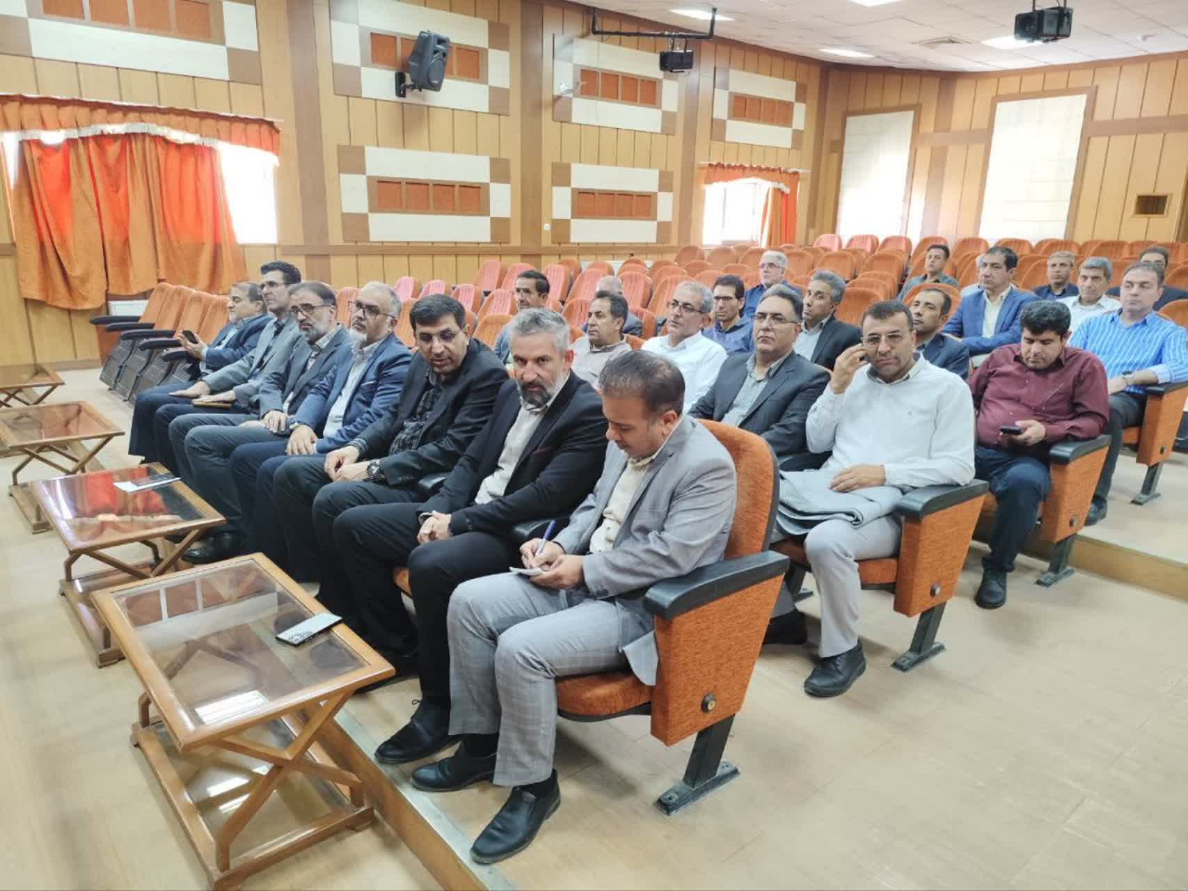 جزئیاتی از نشست تخصصی «آشنایی با هوش مصنوعی و کاربرد آن در تولید محتوا»
