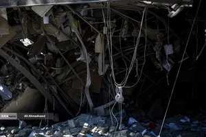 حمله هوایی آمریکایی - صهیونی به داﻧﺸﮕﺎه صنعتی شریف
