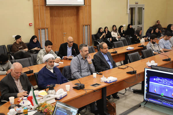 دانشگاه‌ها باید جوانانی دارای مهارت، خلّاق و آماده ورود به بازار کار تربیت کنند
