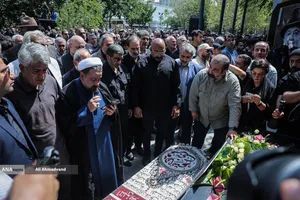 تشییع پیکر زنده&zwnj;یاد &laquo;اکبر عبدی&raquo;