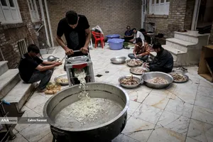  نوجوانانِ جبهه&zwnj; پشت خط