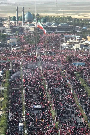 تشییع پیکر مطهر امام مجاهد شهید در شهر مقدس قم