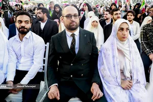 مراسم جشن عروسی زوج های جان فدا همزمان با سالروز ازدواج حضرت زهرا و حضرت علی در میدان امام حسین