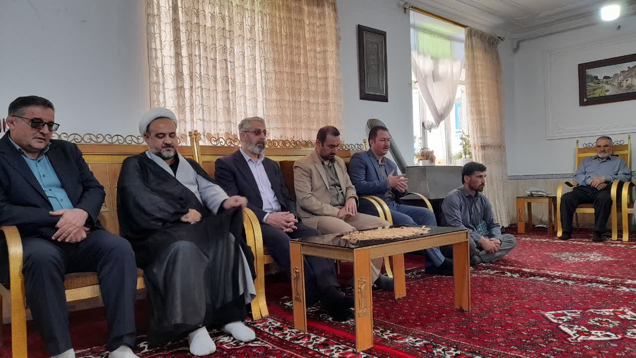 دوست دارم مثل حاج‌قاسم شهید شوم/ روایتی از شهادت دانشجوی تازه‌عقدی که از خاک کشتی تا خاک مریوان را یکی کرد