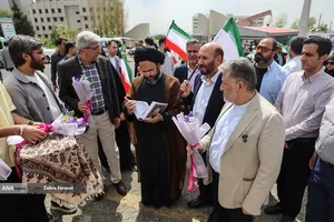 آیین استقبال از دانشجویان در دانشگاه آزاد اسلامی 