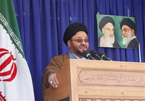 امام جمعه موقت اصفهان: نشانه&zwnj;های افول آمریکا بیش از هر زمان دیگری آشکار شده است